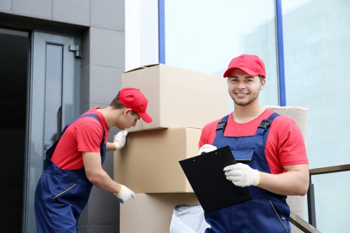 Commercial removal van support in Bayswater